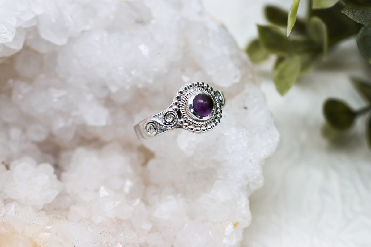 Sonnenstein - Amethyst Boho Ring | Gold & Silber | Größenverstellbar