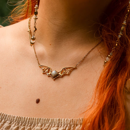 Moonbat Amulet Kette Gold & Silber | Mondstein, Labradorit, Amethyst & Obsidian | Edelstahl