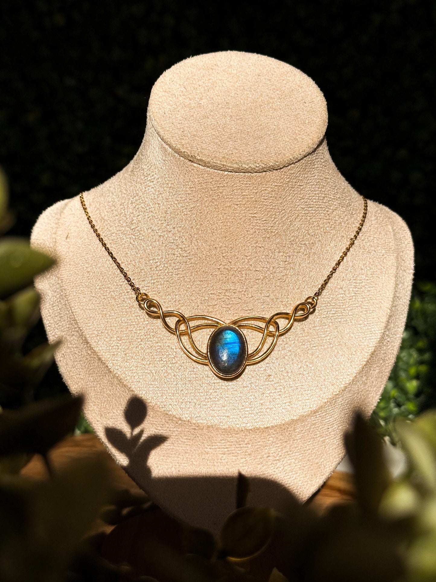 Celtic Kette Gold & Silber | verschiedene Edelsteine | Edelstahl