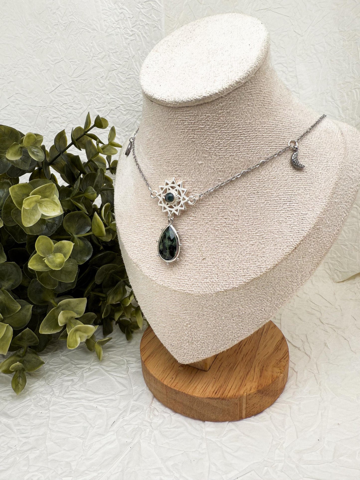 Solstice Gaze Moosachat Labradorit Rubin in Zoisit Kette | Edelstahl