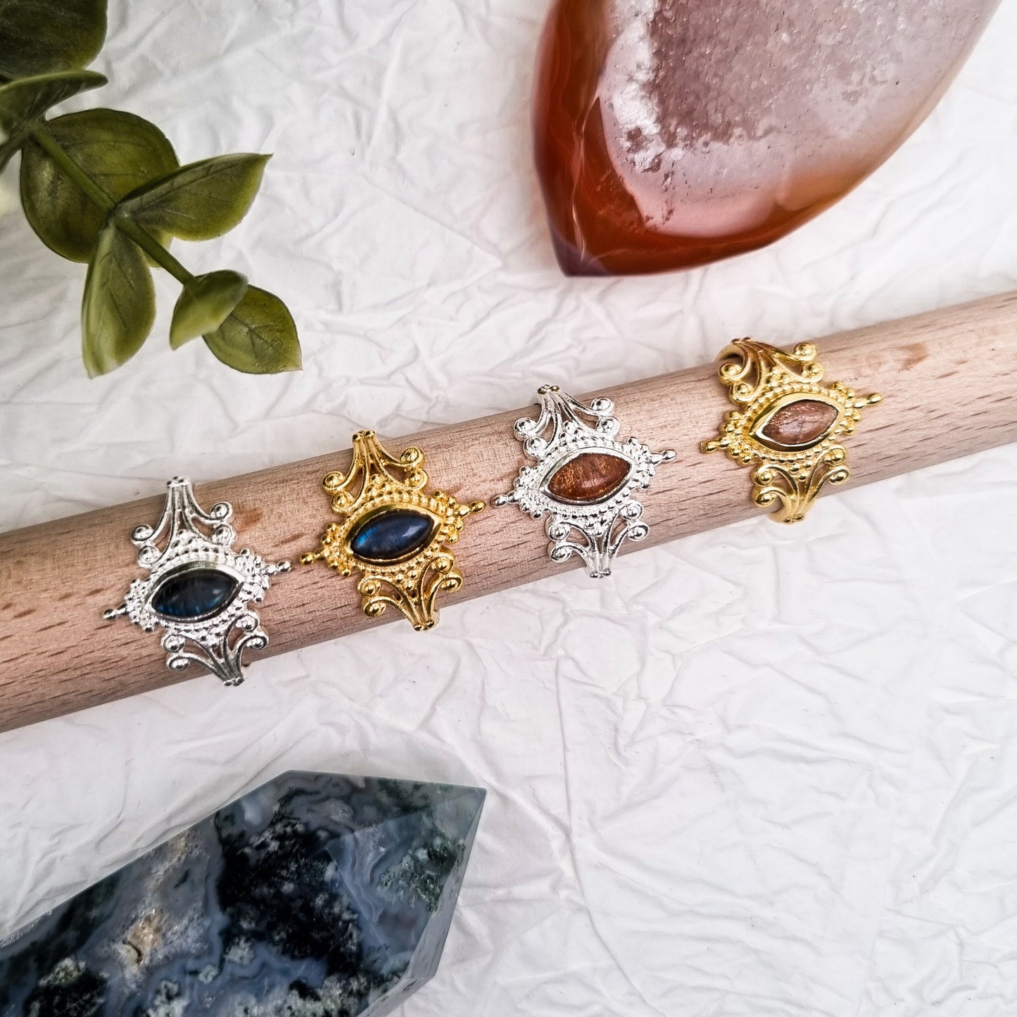 Witch Goddess Ring | Labradorit - Sonnenstein | Größenverstellbar