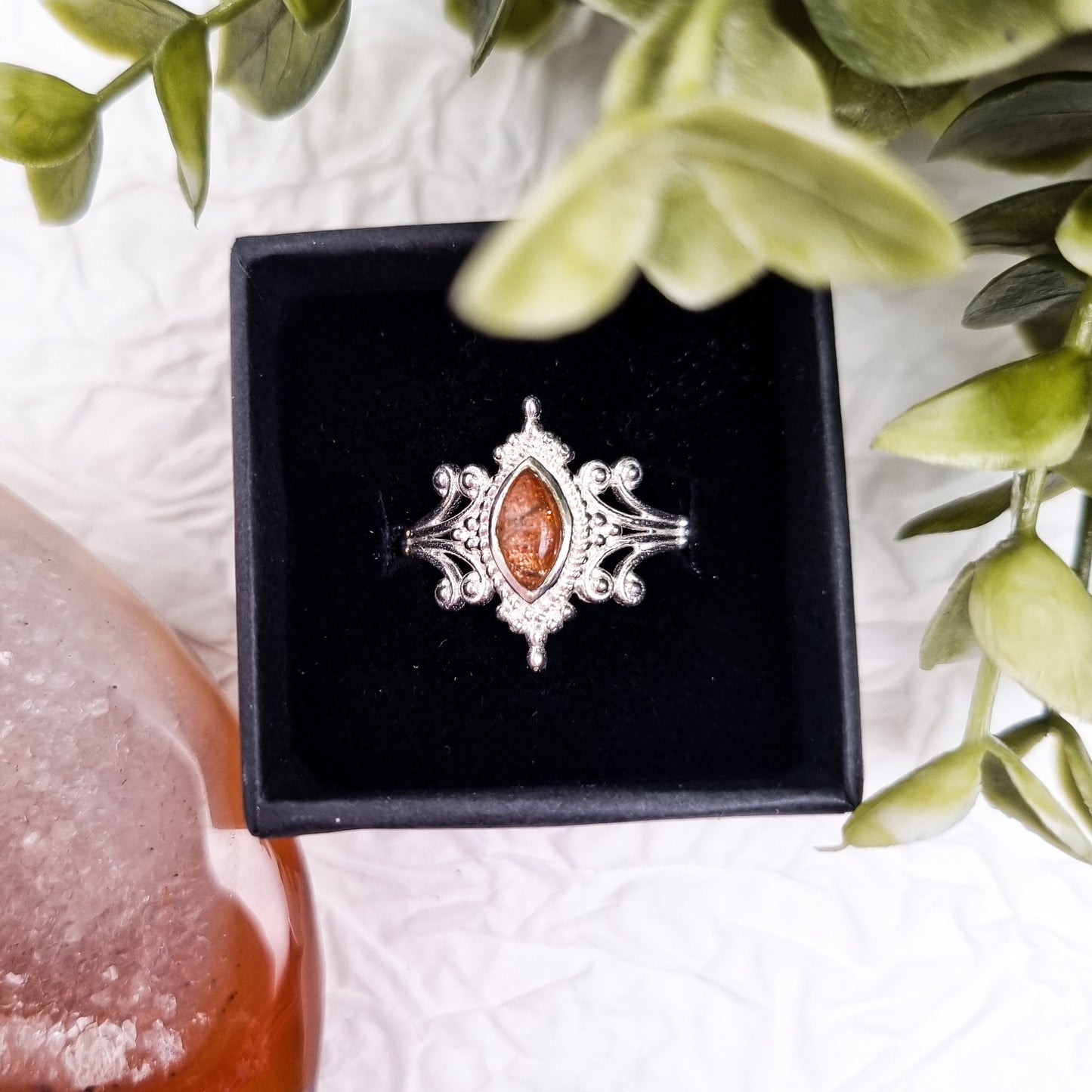 Witch Goddess Ring | Labradorit - Sonnenstein | Größenverstellbar