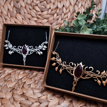 The goddess of witches necklace | Silber & Gold | Edelstahl