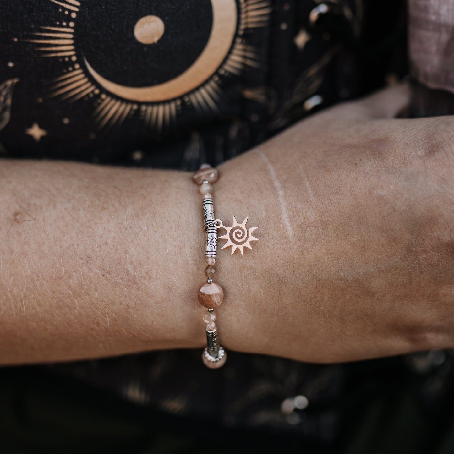 Armband "Aurora Rosea" | Rhodochrosit & Mondstein | Silber & Gold | Edelstahl