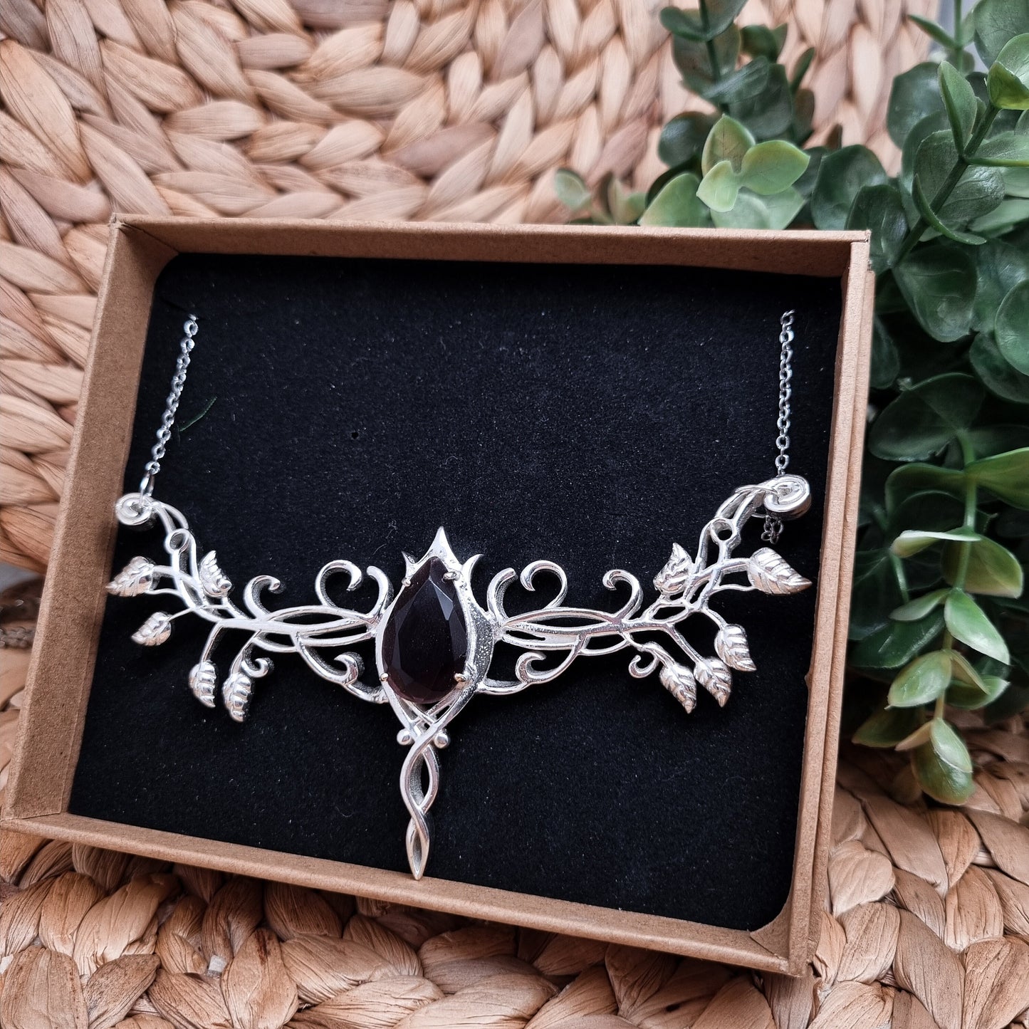 The goddess of witches necklace | Silber & Gold | Edelstahl
