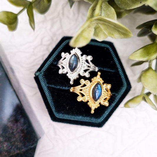 Witch Goddess Ring | Labradorit - Sonnenstein | Größenverstellbar