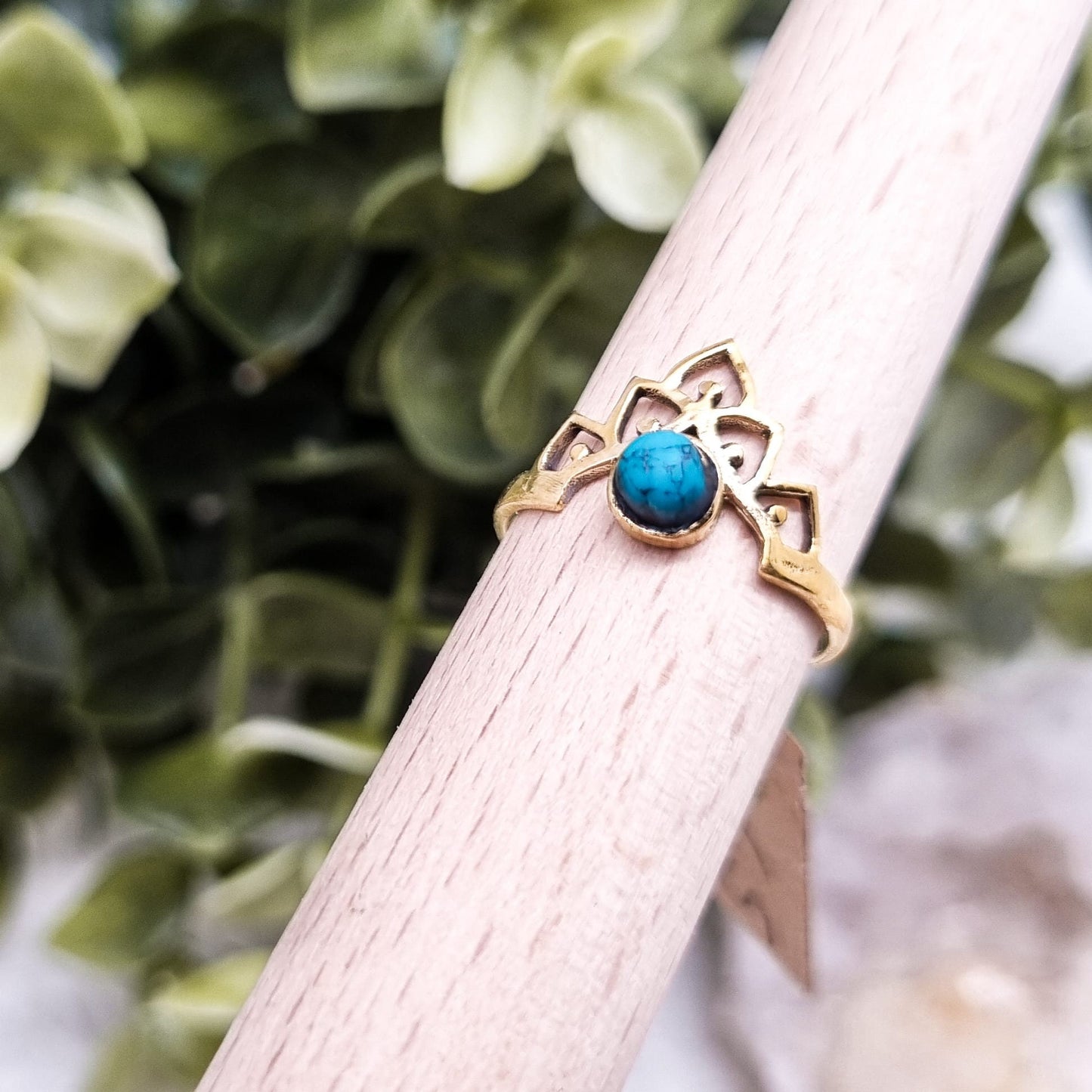 Oriental Crown Crystal Ring | Silber & Gold | Labradorit - Magnesit