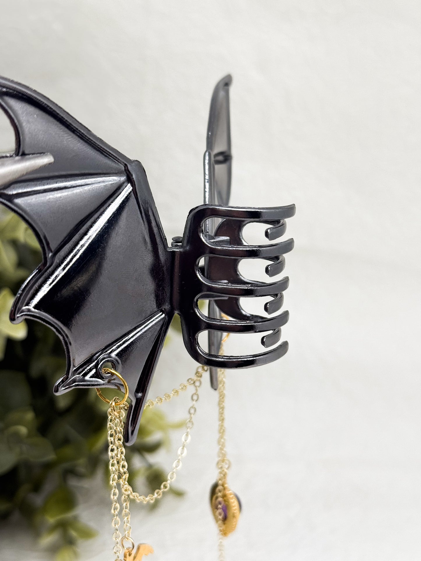 Fledermaus Haarklammer mit Amethyst | Gold & Silber