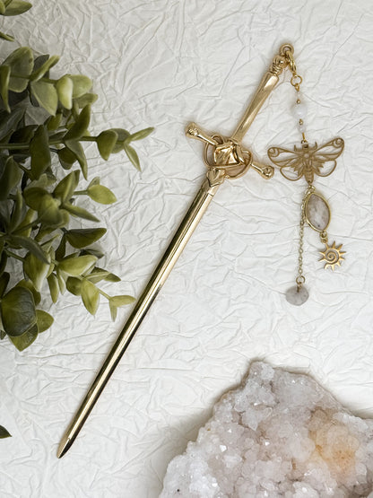 Schwert Haarnadeln mit Sonnenstein, Mondstein und Bergkristall | Gold & Silber