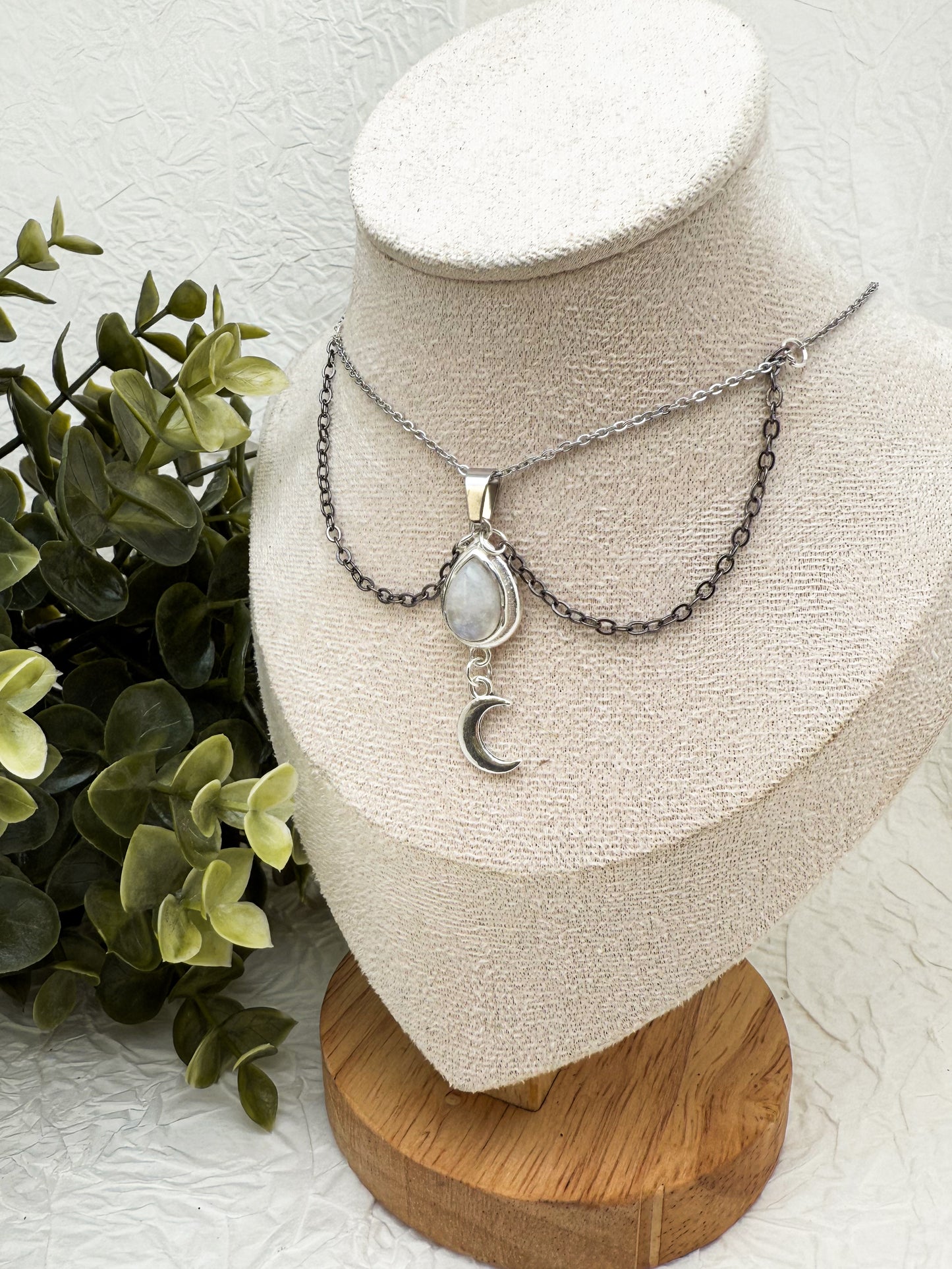 Lotus in Moonlight Mondstein Kette | Gold & Silber