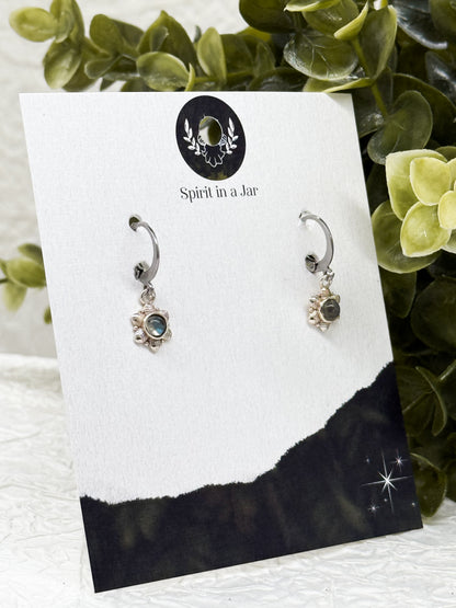 Mini Blumen Labradorit Ohrringe | Gold & Silber | Edelstahl