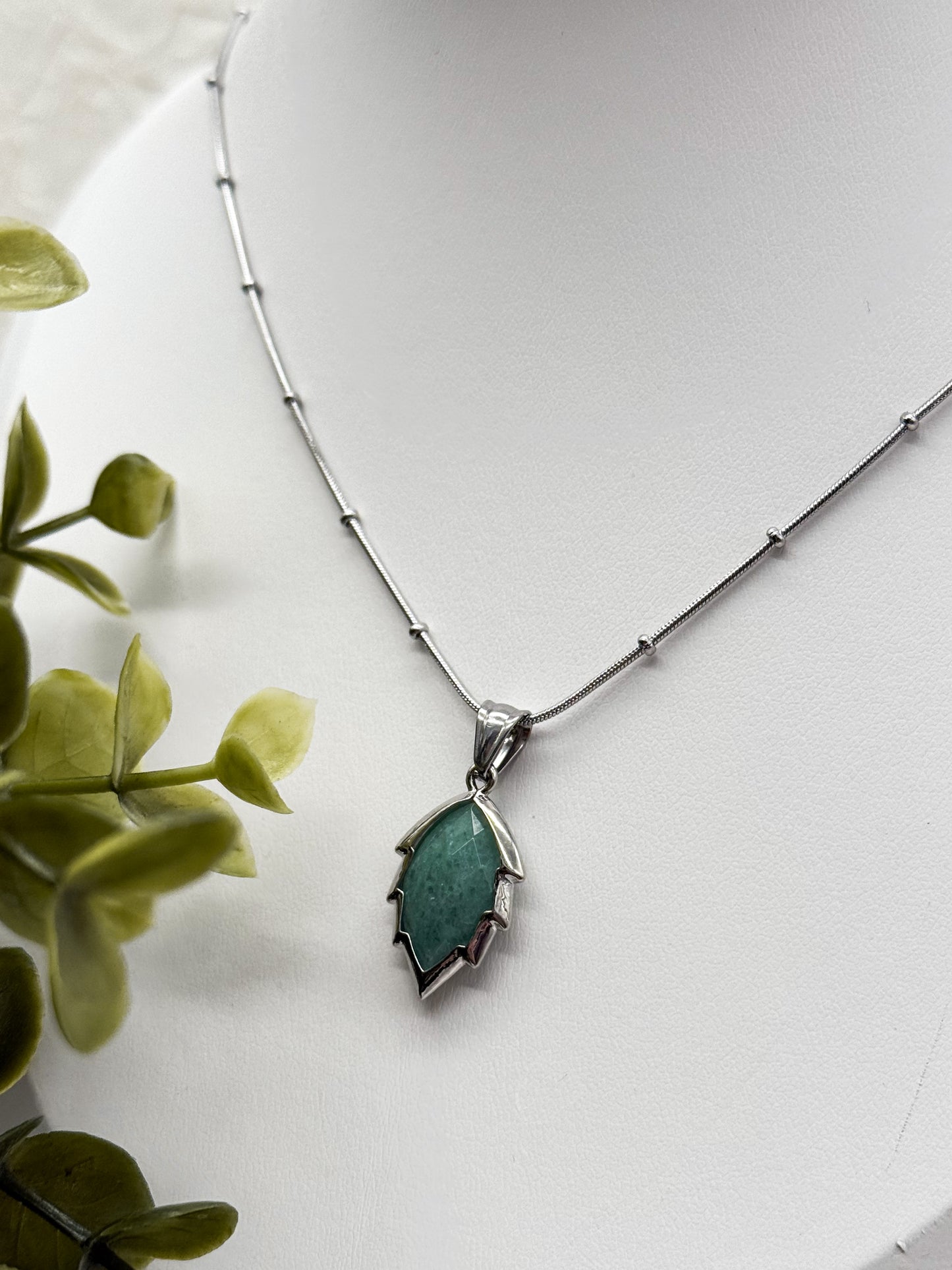 Aventurin Blätter-Kette | Gold und Silber | Edelstahl