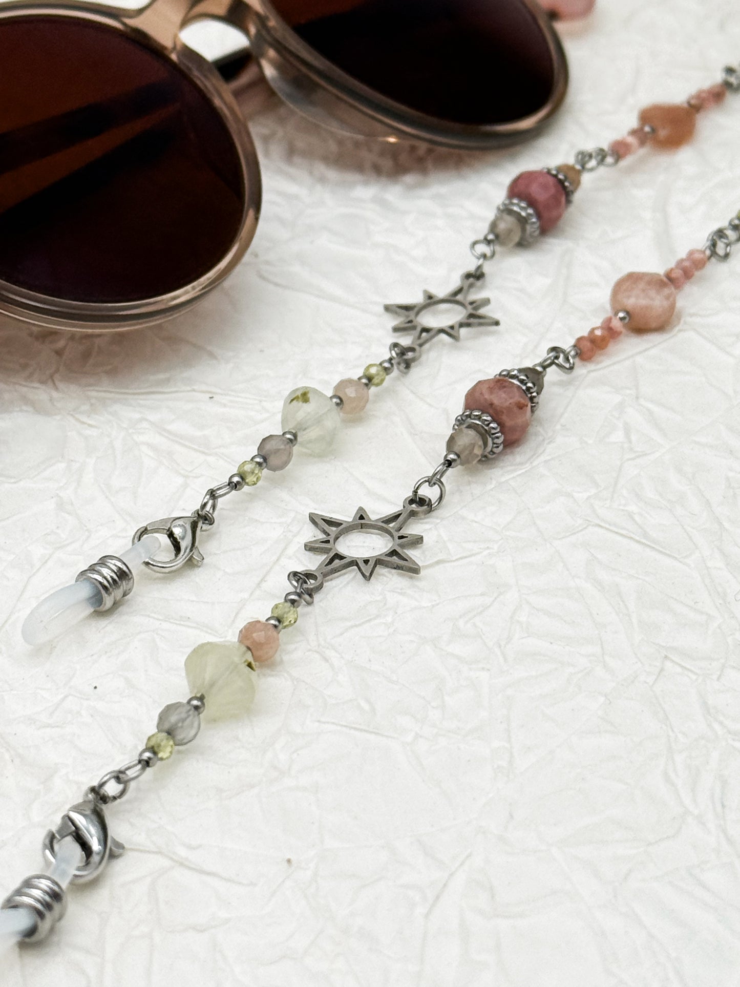 Brillenkette Bloom Spring mit Rhodochrosit & Pfirsich Mondstein | Gold & Silber | Edelstahl