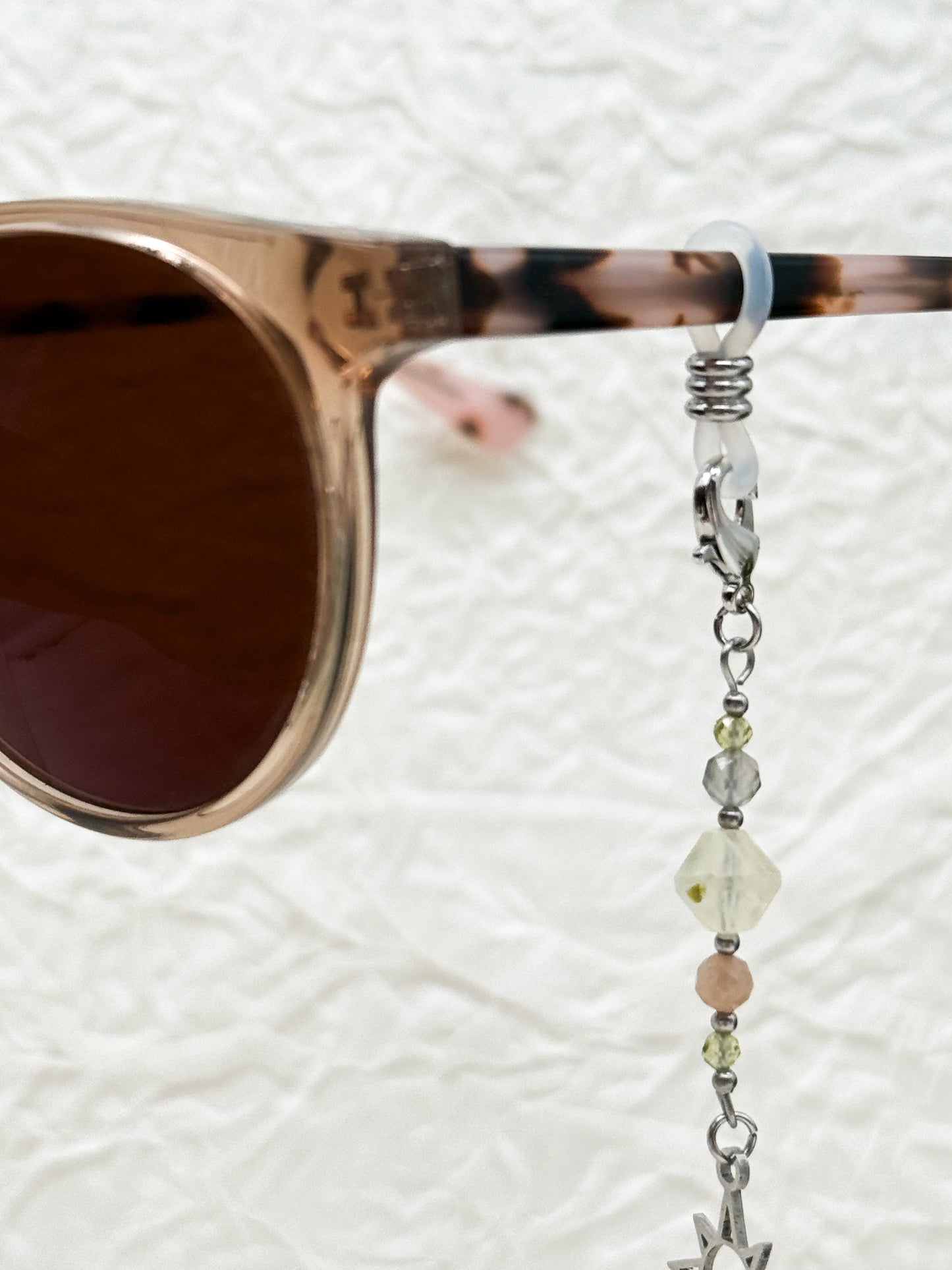 Brillenkette Bloom Spring mit Rhodochrosit & Pfirsich Mondstein | Gold & Silber | Edelstahl