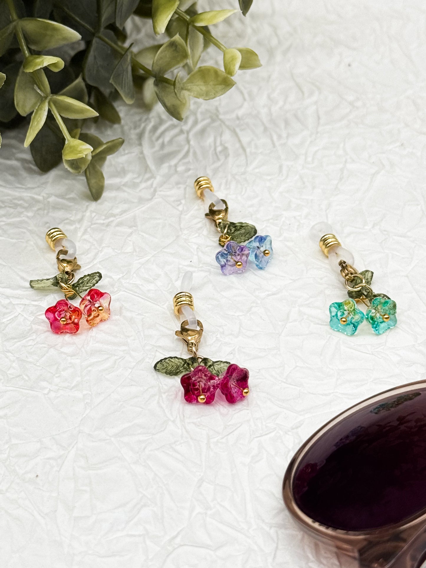 Brillen-Anhänger Blumen | Gold & Silber