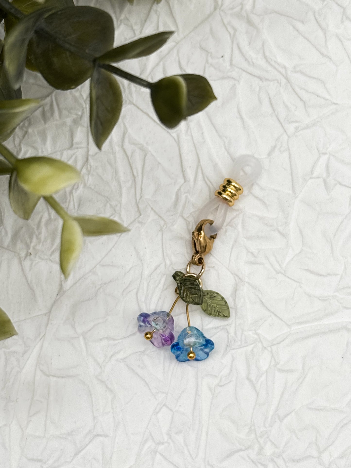 Brillen-Anhänger Blumen | Gold & Silber