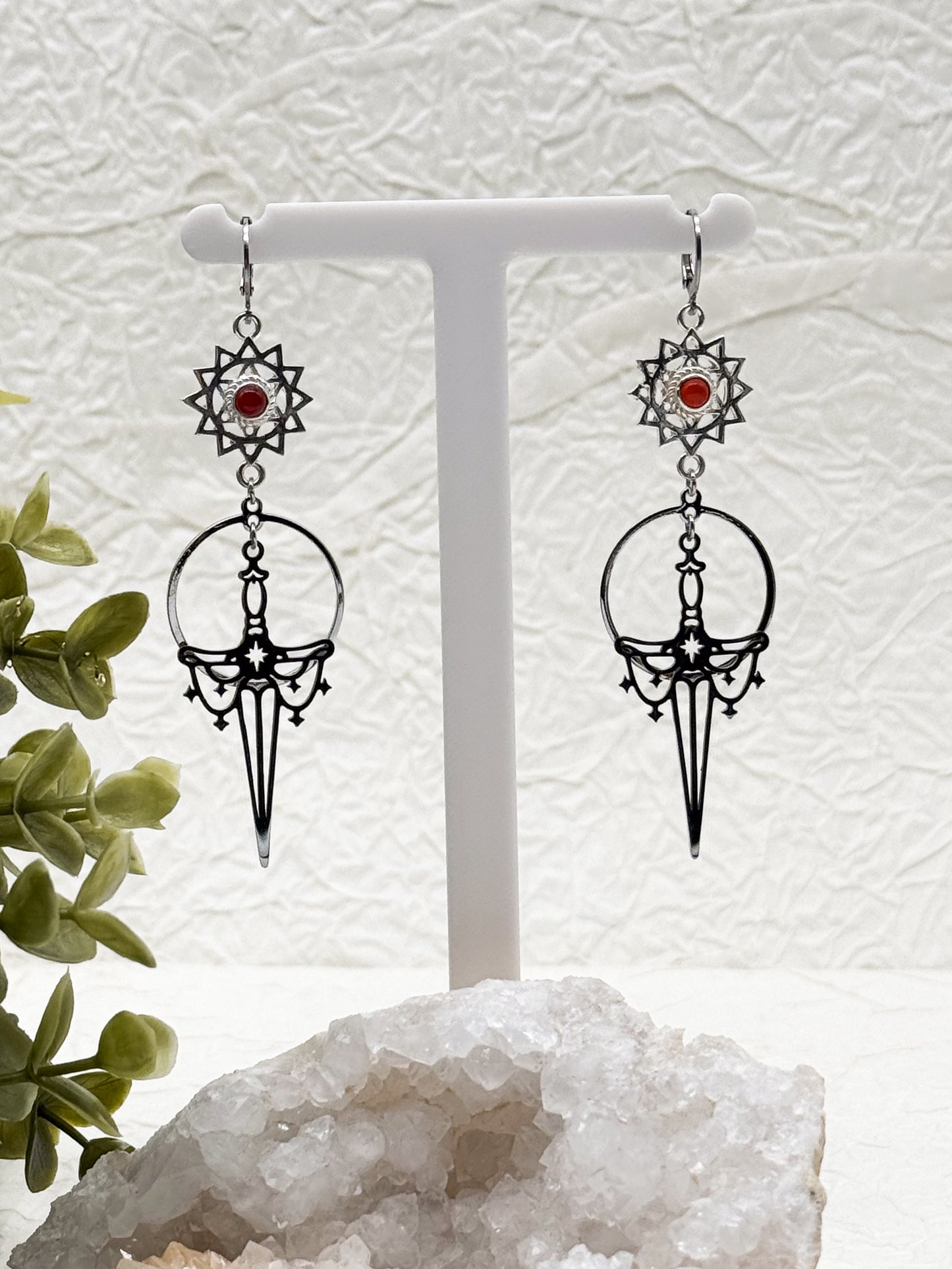Magische Schwert Ohrringe | Karneol | Gold und Silber