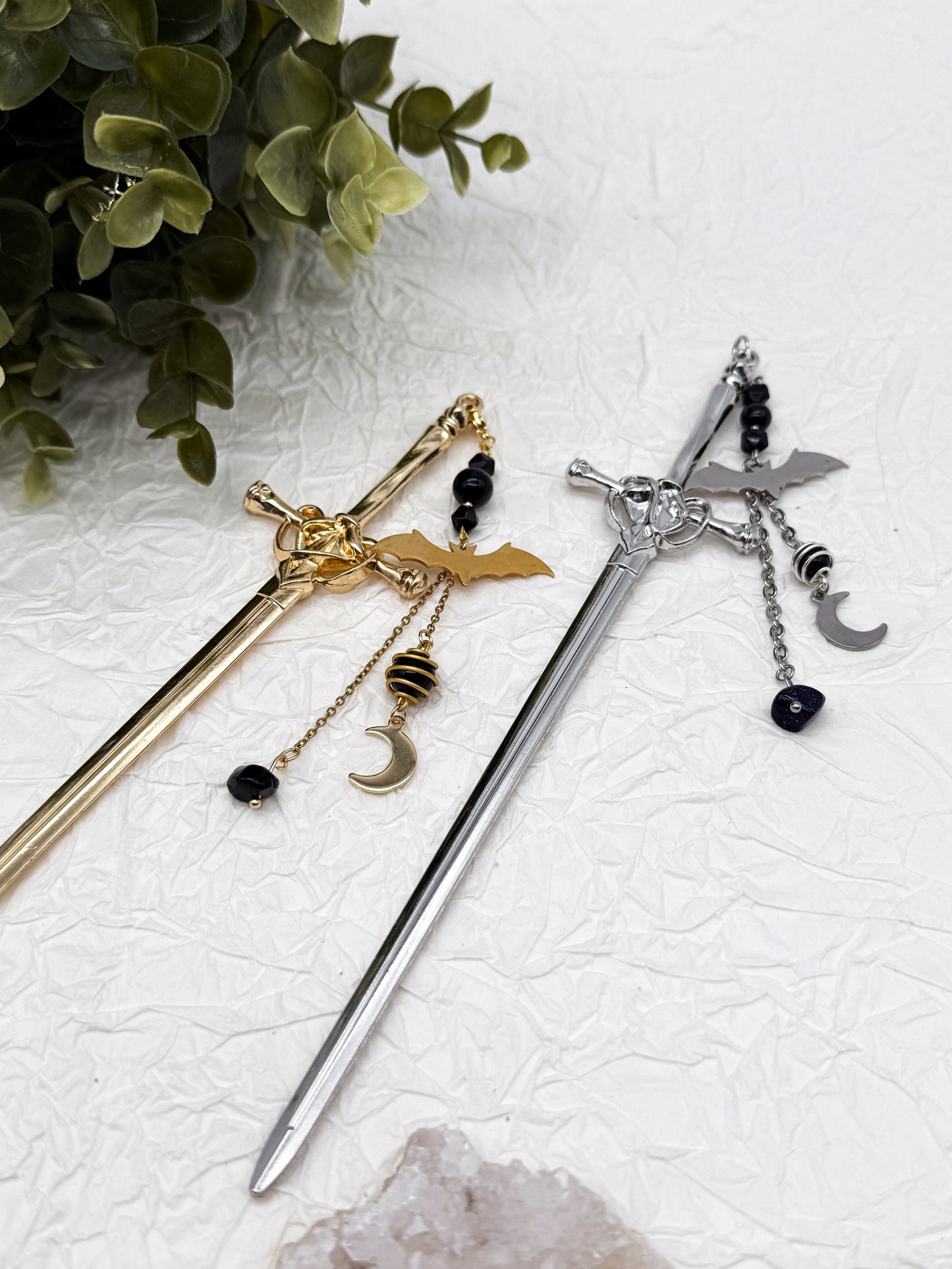 Schwert Haarnadeln Fledermaus-Style mit Obsidian | Gold & Silber