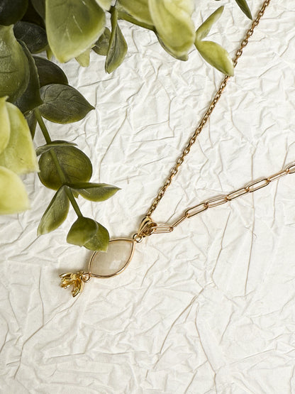 Flower in Moonlight Kette | Gold & Silber | Pfirsich Mondstein & Bergkristall