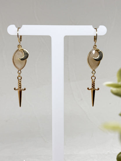 Moon Warrior Ohrringe mit Mondstein - Sonnenstein l Gold & Silber | Edelstahl