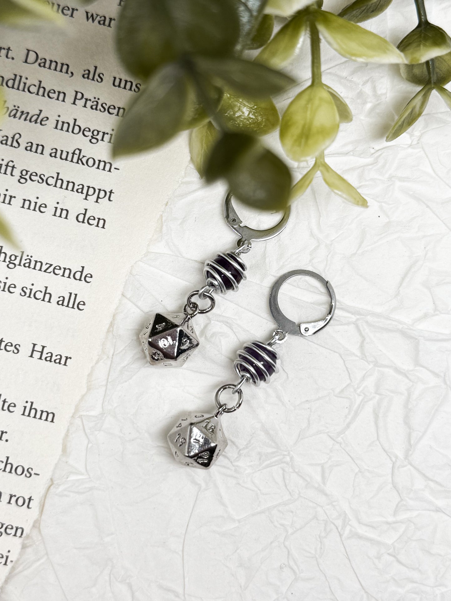 Dungeons and Dragons Ohrringe | Gold & SILBER | mit Edelsteinen Amethyst - Moosachat - Obsidian