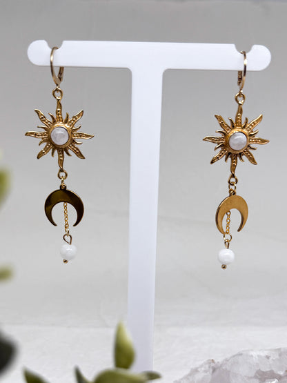 "solis et lunae" Ohrringe mit Mondstein | Gold & Silber | Edelstahl