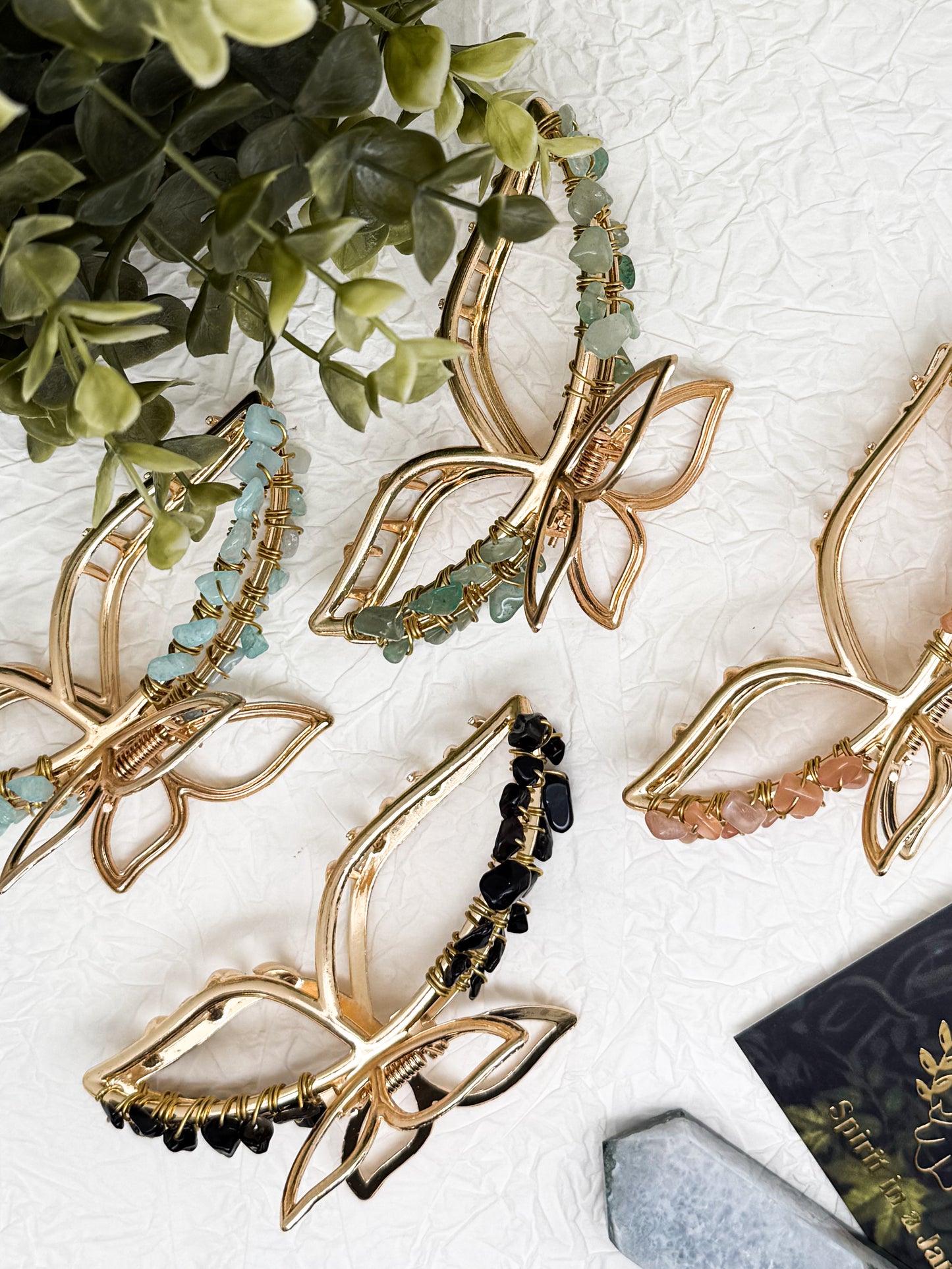 Schmetterling-Haarklammer in Gold und Silber mit Edelsteinen