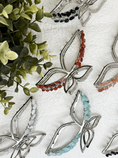 Schmetterling-Haarklammer in Gold und Silber mit Edelsteinen