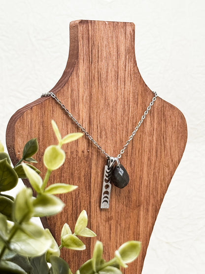 Lunar Cycle Kette | Gold & Silber | Labradorit & Sonnenstein