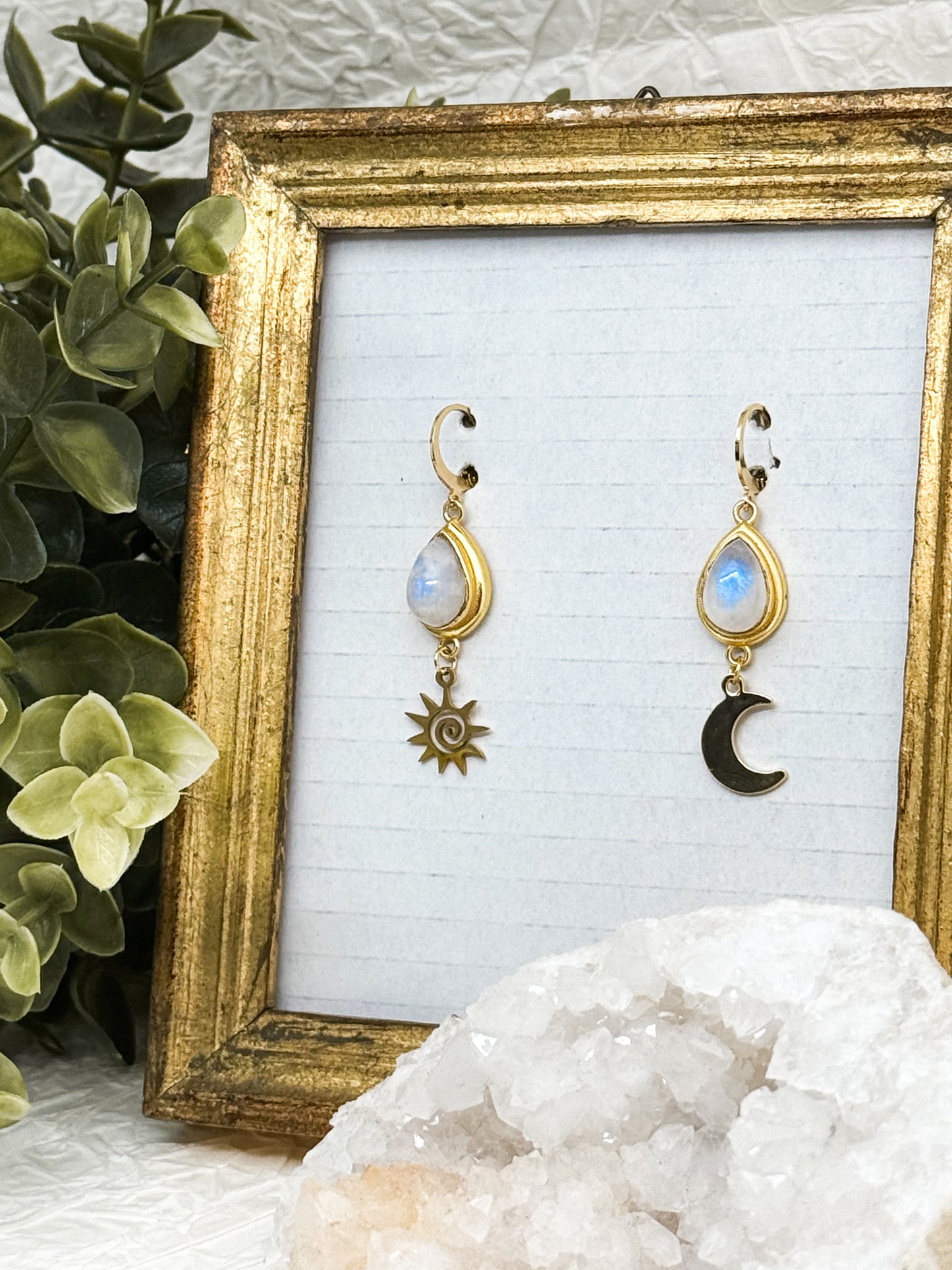 Celestial Lovers Ohrringe mit Mondstein | Gold & Silber | Edelstahl