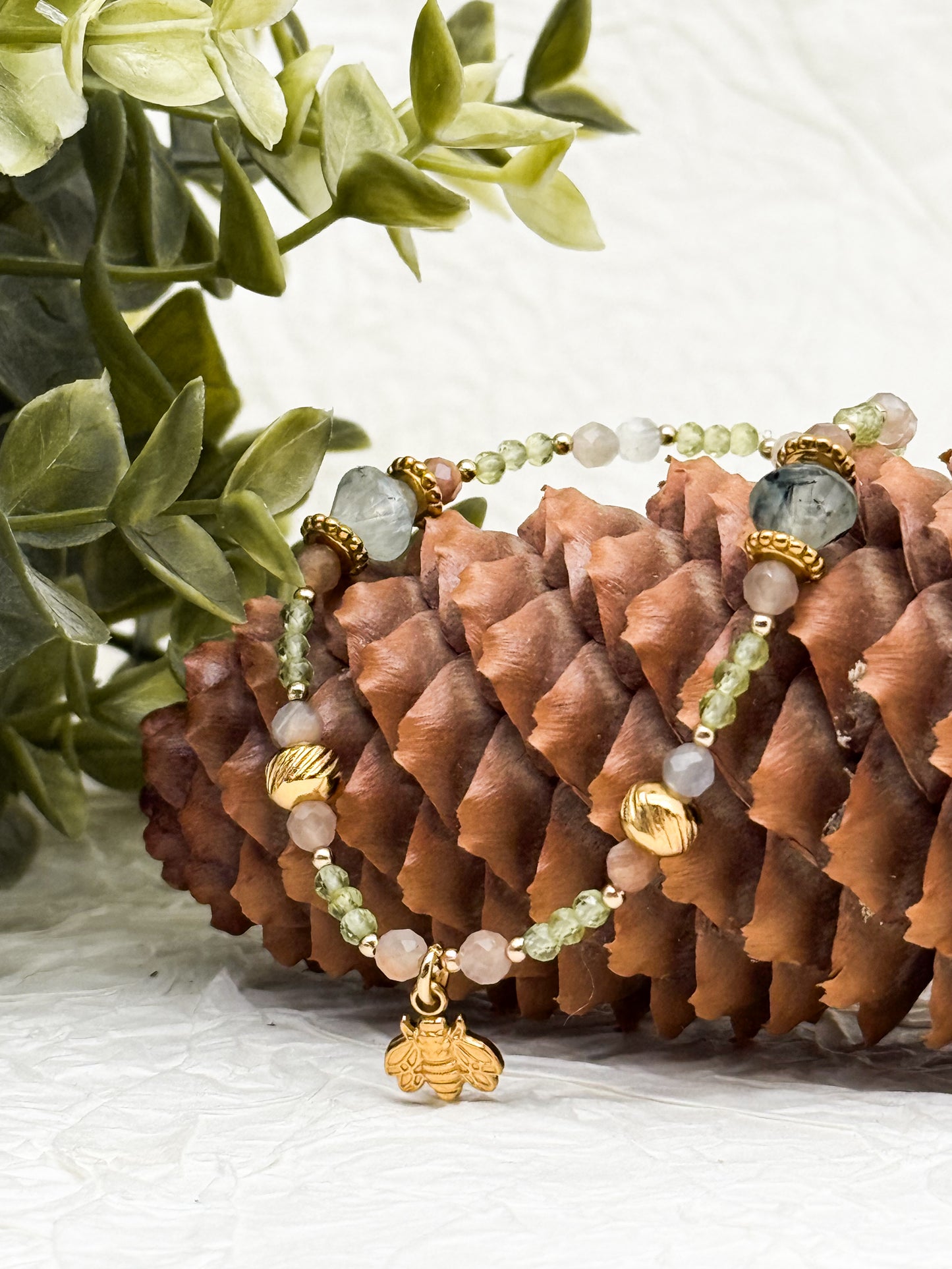 Armband "Campus Floridus" | Peridot, Prehnit & Mondstein | Silber & Gold | Edelstahl