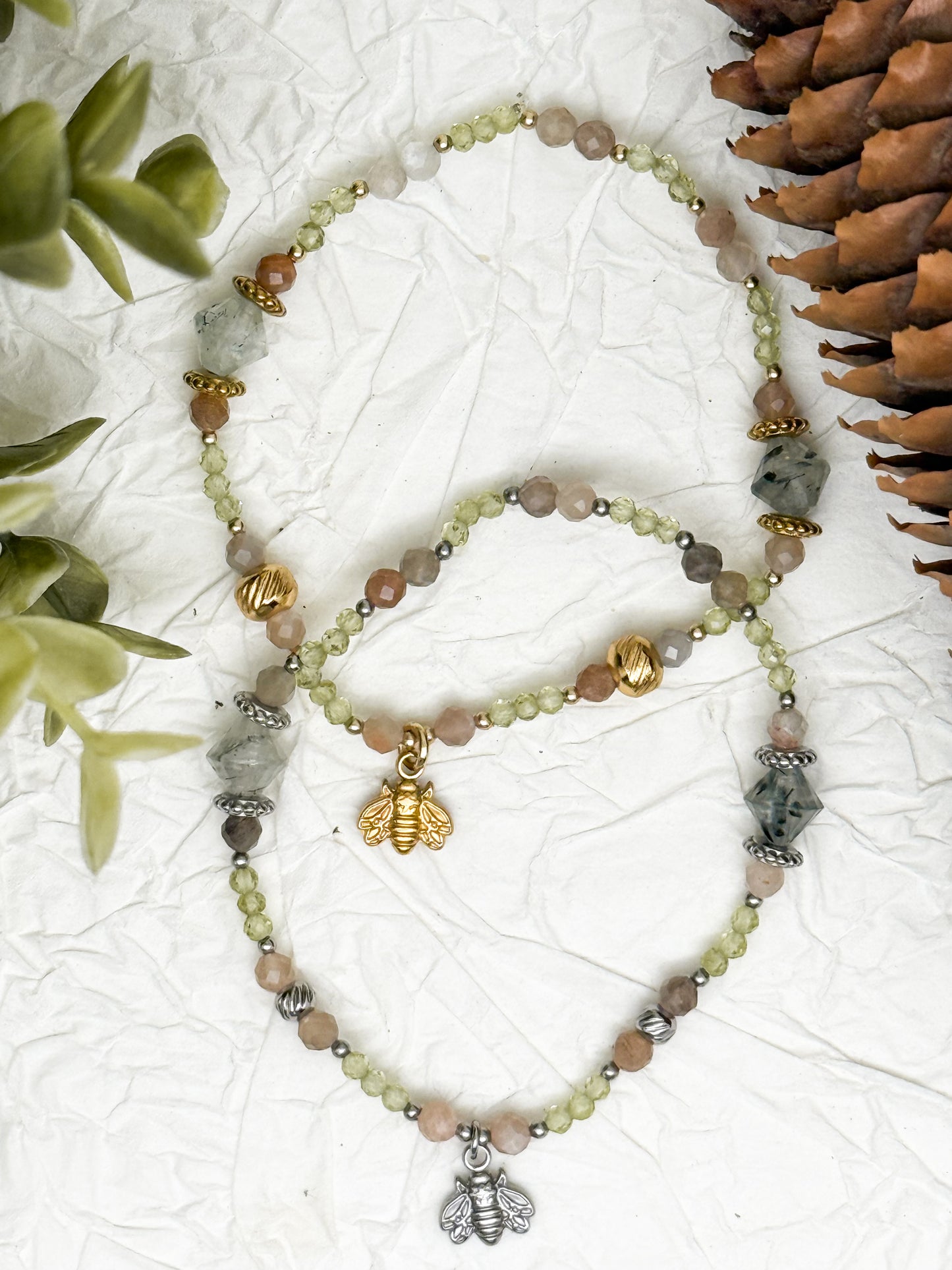 Armband "Campus Floridus" | Peridot, Prehnit & Mondstein | Silber & Gold | Edelstahl