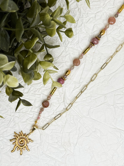 "Aurora Rosea" Perlenkette | Rhodochrosit & Pfirsich Mondstein | Gold & Silber