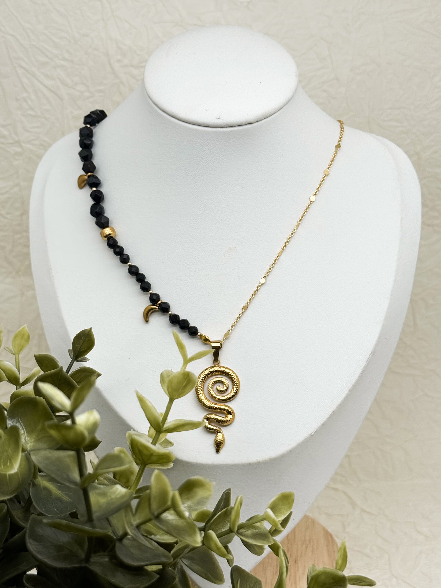 "Serpentis Luna" Perlenkette | Obsidian | Gold & Silber