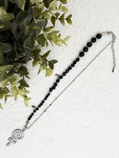 "Serpentis Luna" Perlenkette | Obsidian | Gold & Silber