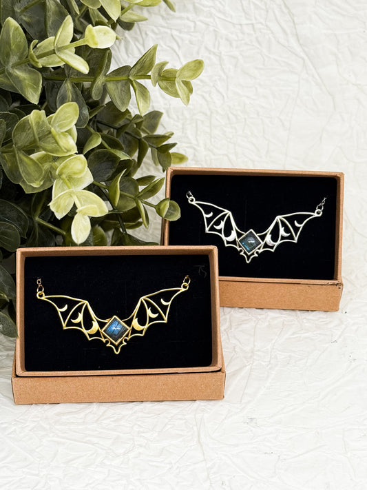 Moonbat Amulet Kette Gold & Silber | Mondstein, Labradorit, Amethyst & Obsidian | Edelstahl