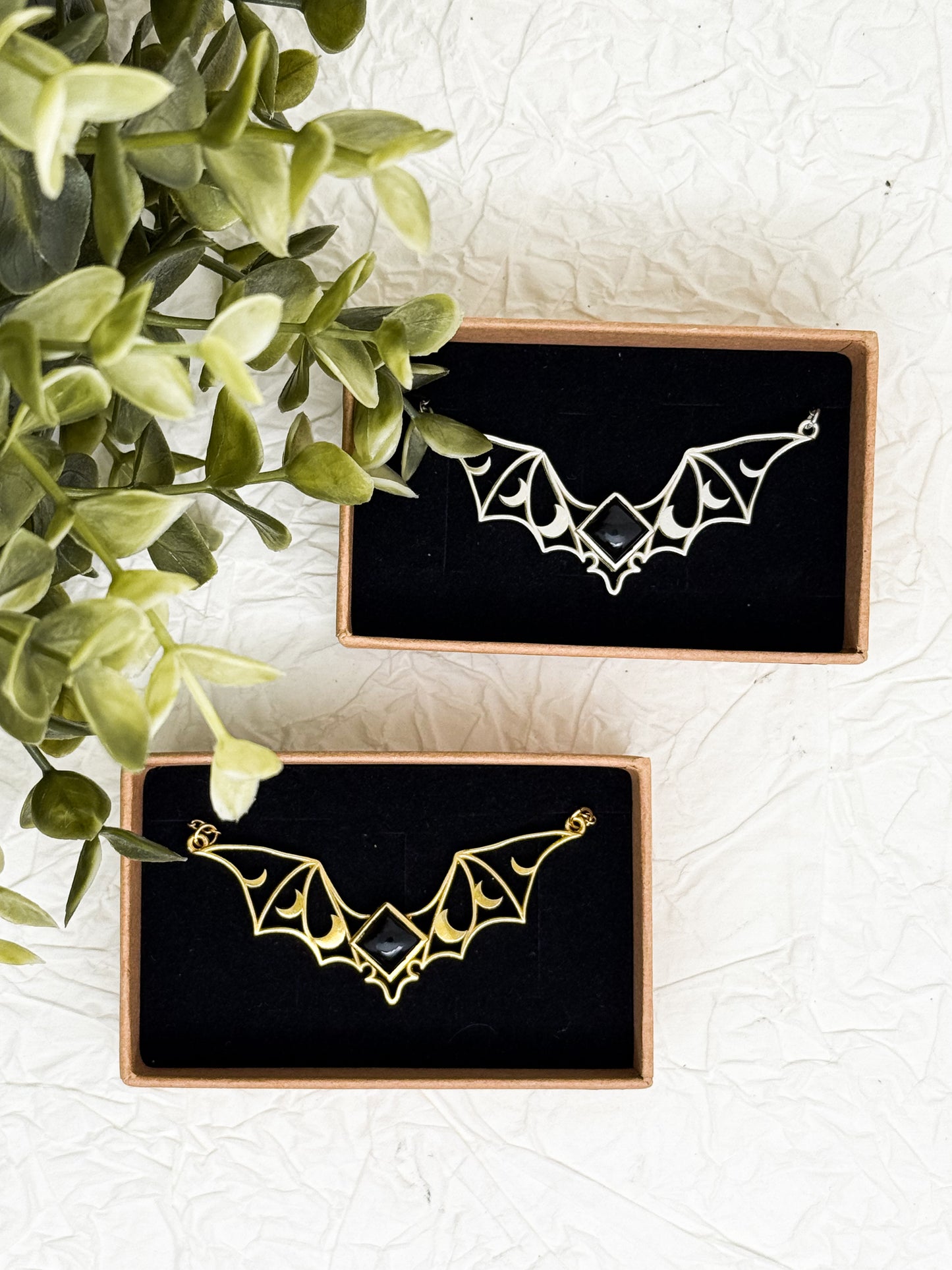 Moonbat Amulet Kette Gold & Silber | Mondstein, Labradorit, Amethyst & Obsidian | Edelstahl