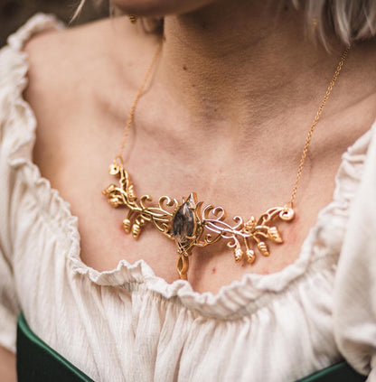The goddess of witches necklace | Silber & Gold | Edelstahl